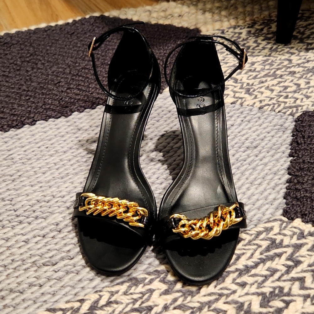 Pretty black and gold sandals